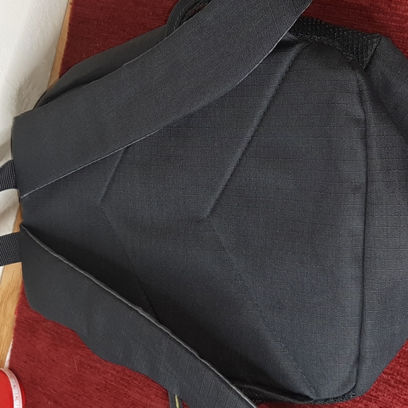 Mini backpack mountain warehouse - Picture 2 of 4